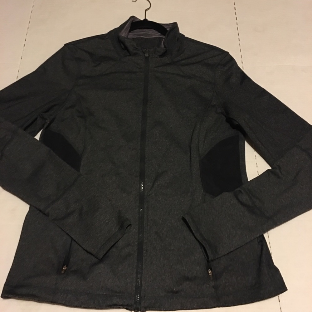 COPY - Kirkland women’s jacket. Large. Grey & bla…
